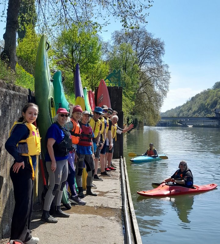 Ein schöner Paddeltag endet auf dem Anlegesteg der Kanuvereinigung